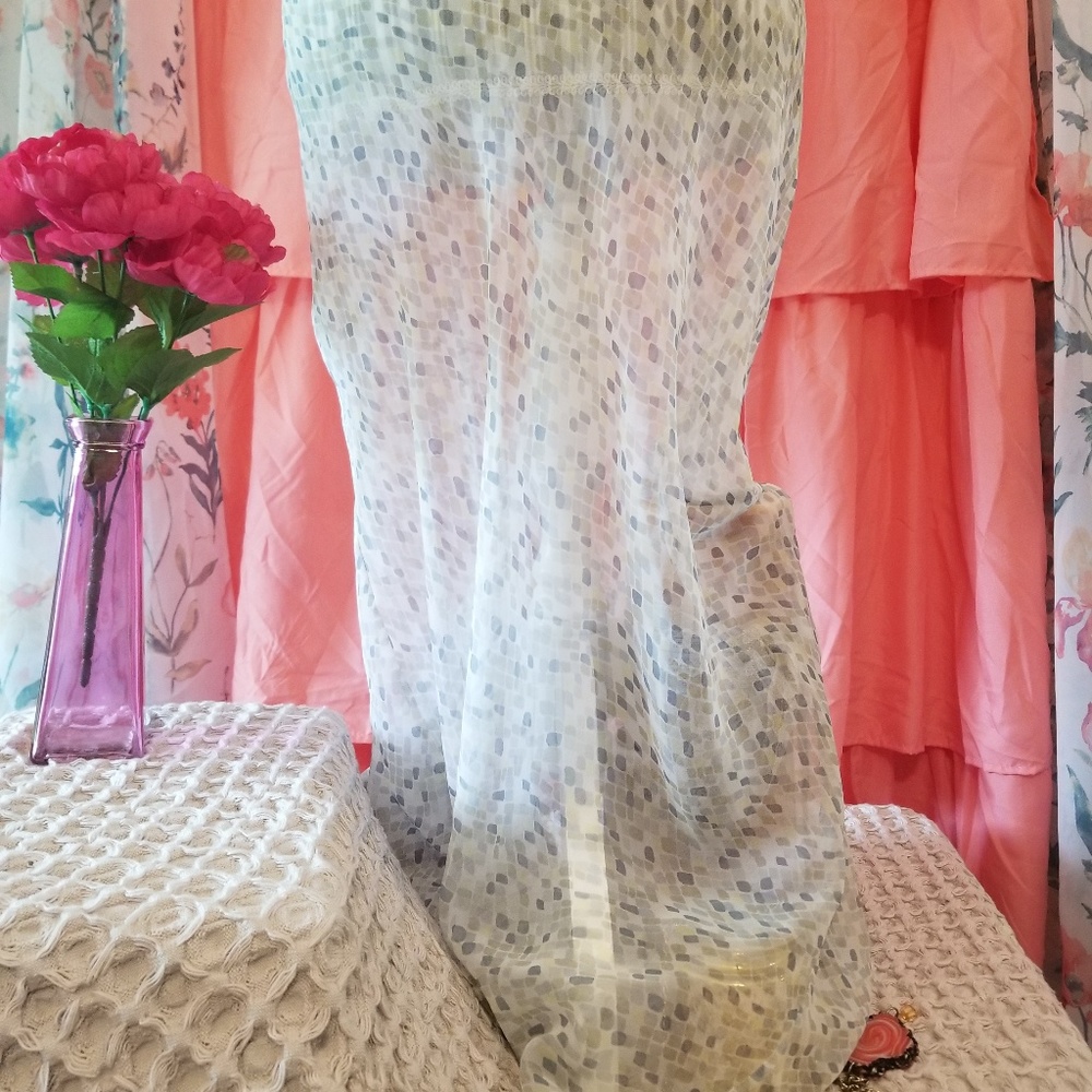 🌻🌺🌻CALVIN KLEIN LINGERIE NIGHT GOWN!! - Picture 4 of 6